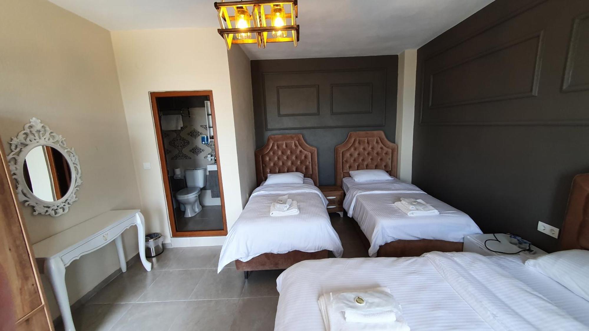 Assos Nazan Motel Restoran Beach Sokakagzi 객실 사진