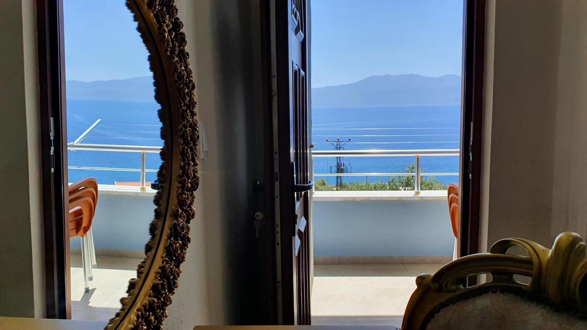 Assos Nazan Motel Restoran Beach Sokakagzi 객실 사진